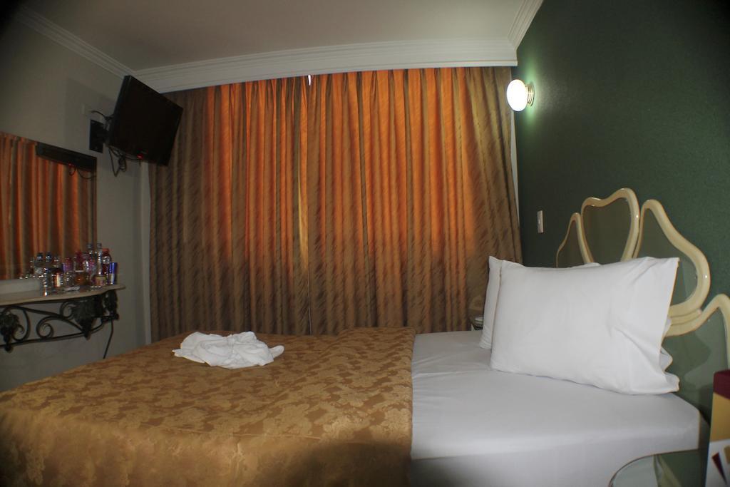 Hotel Business Bogota Luaran gambar