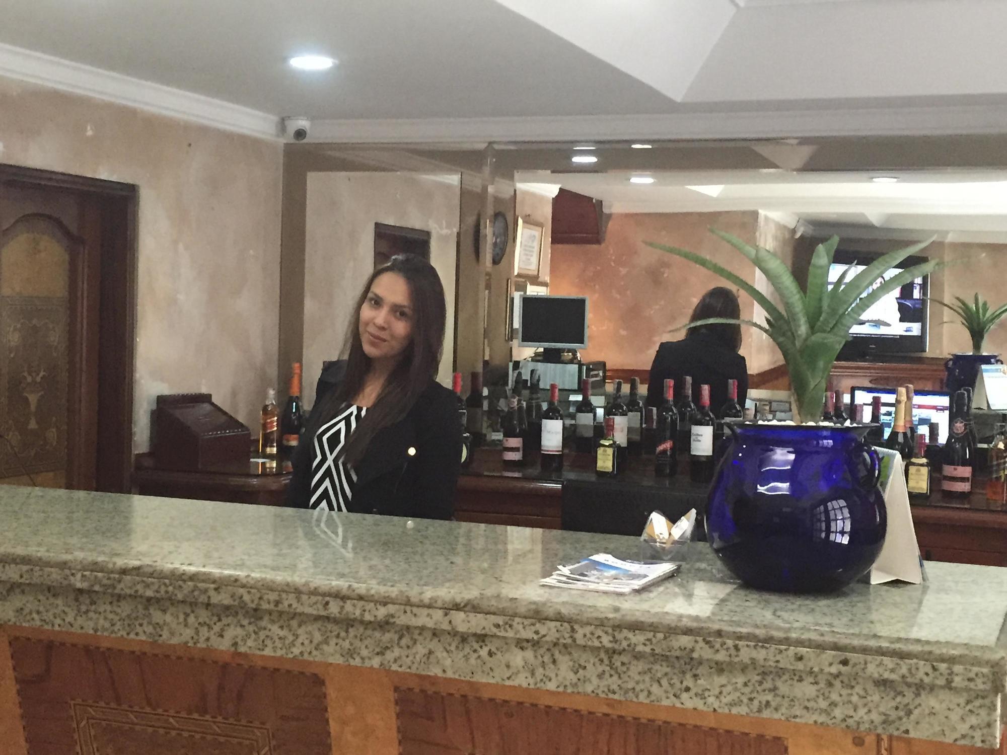 Hotel Business Bogota Luaran gambar